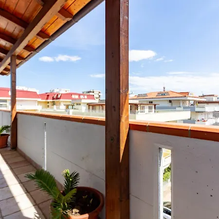 Mansarda Turchese - Myho Casa 阿尔巴·阿德里亚蒂卡